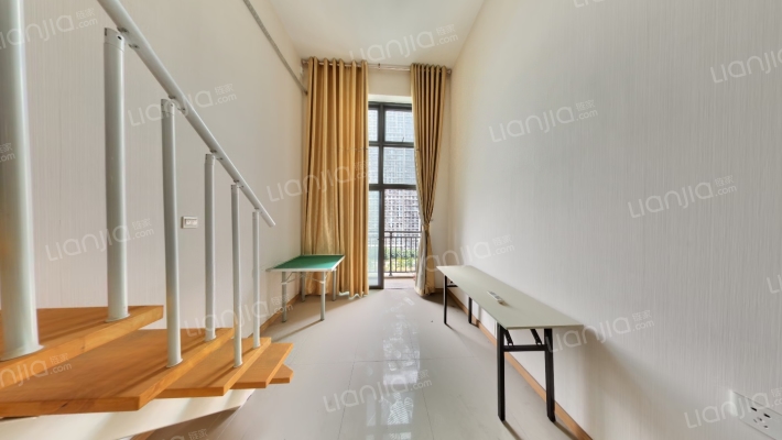 万科金域中央城东花园二手房实景图