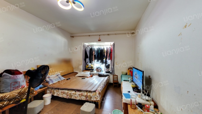 中德江湾丽景二手房实景图