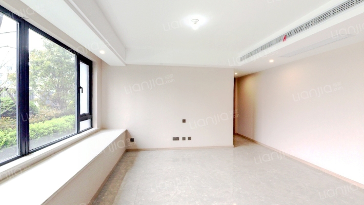 花栖云境里二手房实景图