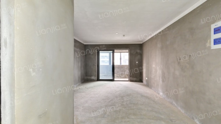 尚品·东越府二手房实景图