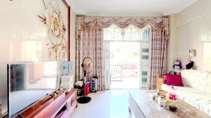 逸港花园二手房实景图