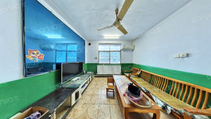 望田路市政府家属院二手房实景图