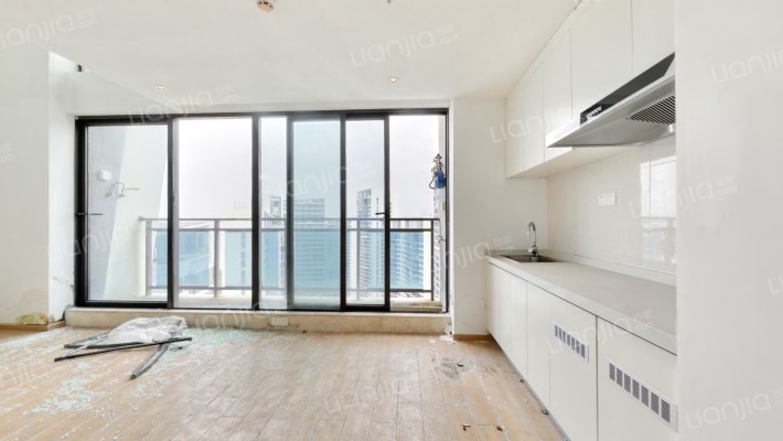 保利中央海岸二手房实景图