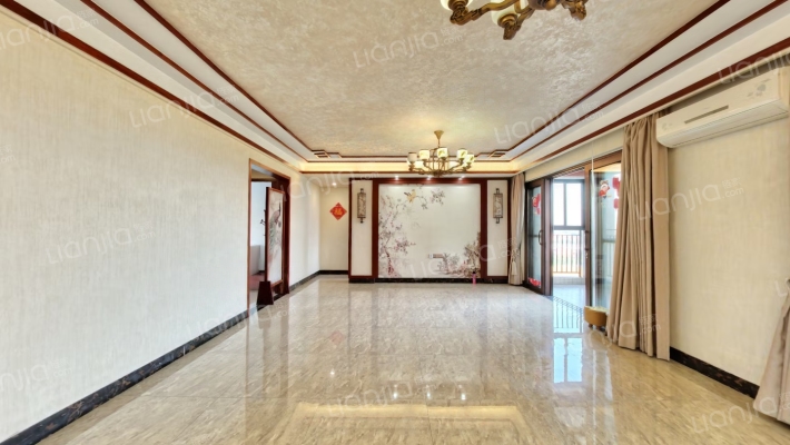 越秀可逸江畔二手房实景图