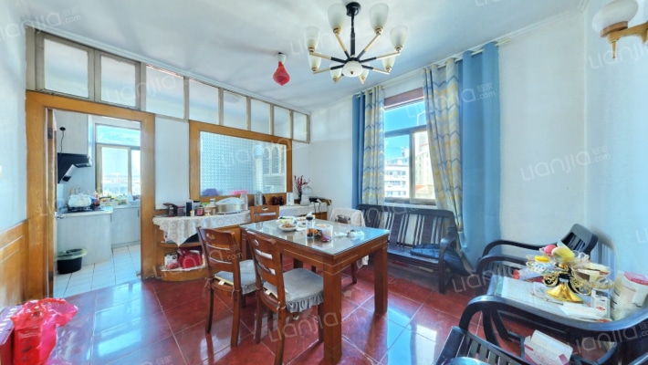 流虹路二手房实景图