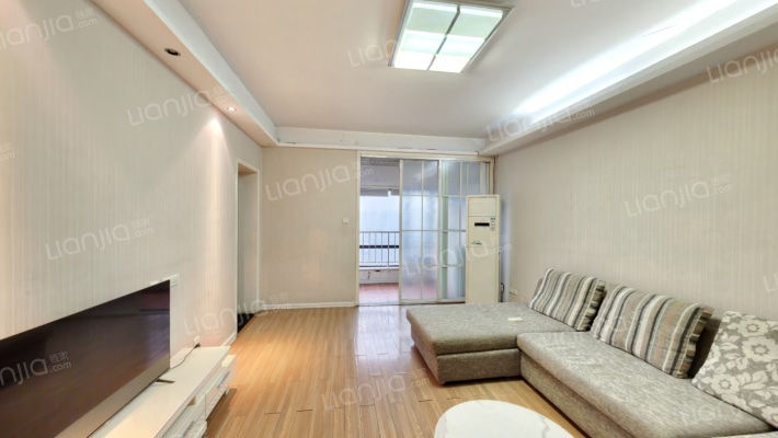 卡布奇诺公馆二手房实景图