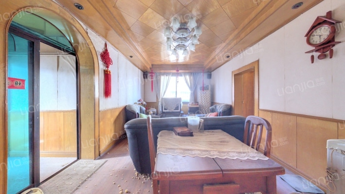 鹿冲关路36号二手房实景图