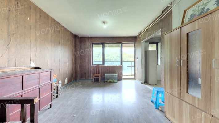 田园牧歌麓云苑二手房实景图