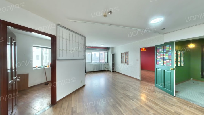 凯旋门大厦二手房实景图