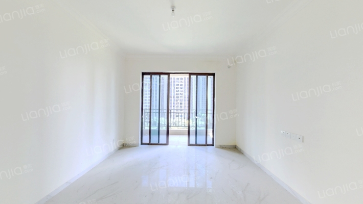 碧桂园凤凰湾右里苑二手房实景图