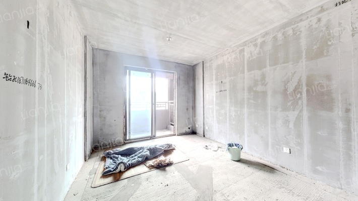 澳海望洲府二手房实景图