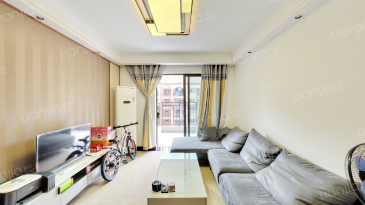 荣和·半山华府二手房实景图