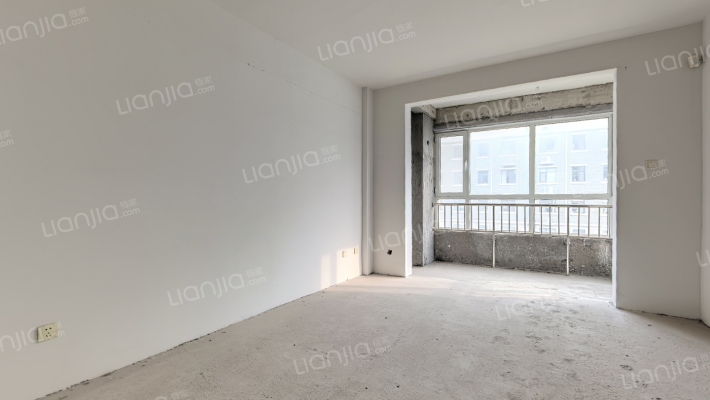 四季花城二手房实景图