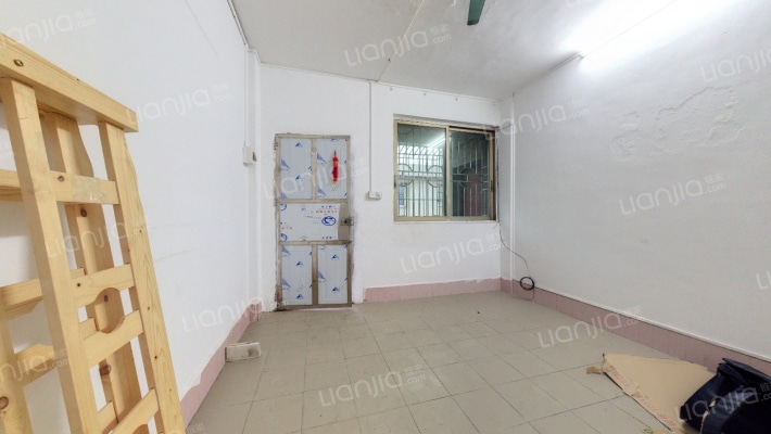 乐从教师村二手房实景图