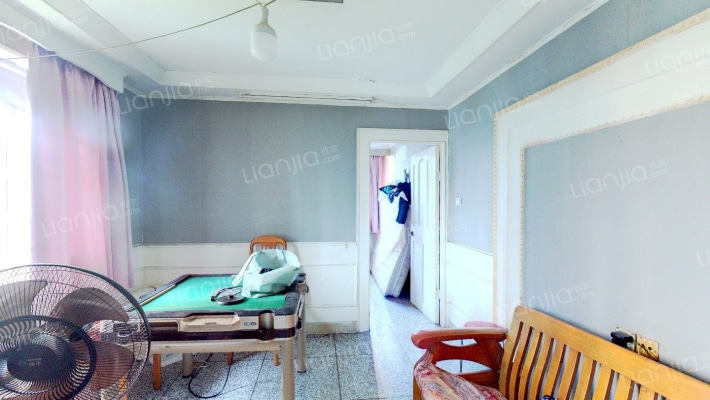 黎明西路四弄二手房实景图