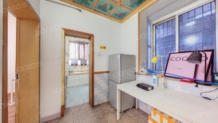 东湖村军转小区二手房实景图