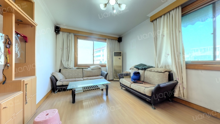 环新南弄二手房实景图