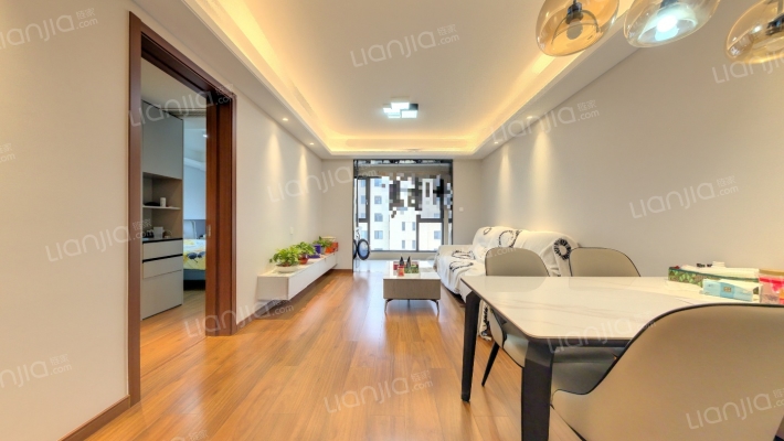 润元铭著雅苑二手房实景图