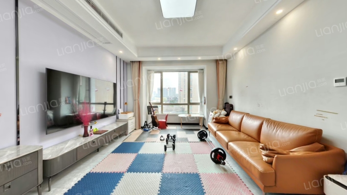 光谷新世界汇贤邸二手房实景图