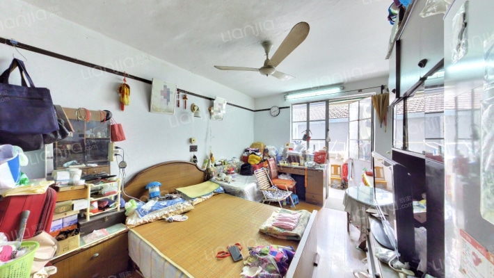 西宝兴路922弄二手房实景图