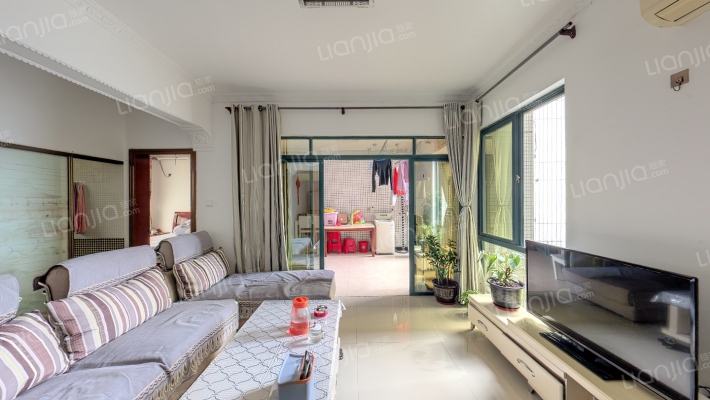 蓝色经典二手房实景图