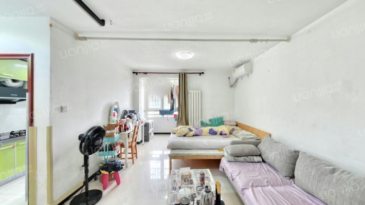 佟馨家园B区二手房实景图