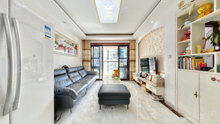 领航城领翔华府二手房实景图