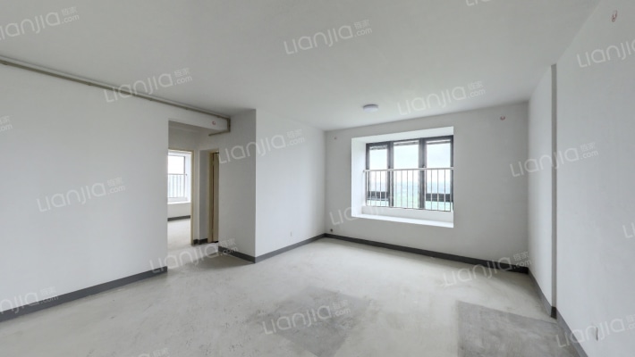 沙利港府二手房实景图