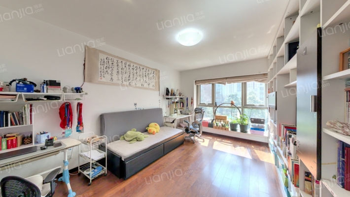 静安豪景苑二手房实景图