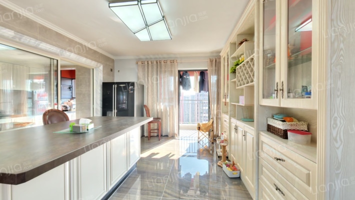 中信水岸城六期二手房实景图