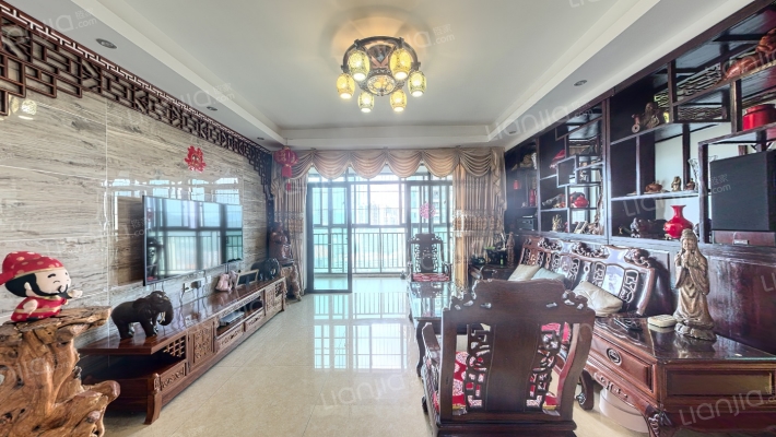 荟雅名苑二手房实景图