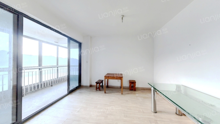 滨江上杭小区二手房实景图