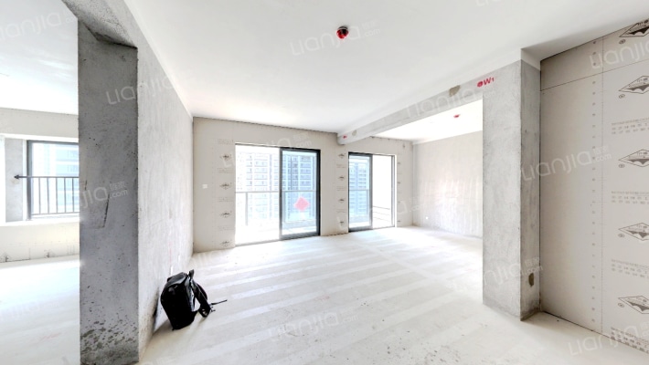 龙都悦珑湾二手房实景图