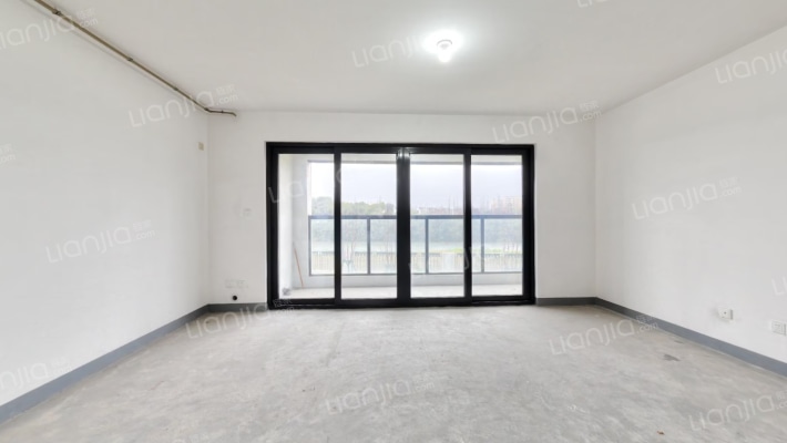 中海·佰贤居二手房实景图