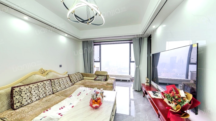 曙光领峰二手房实景图