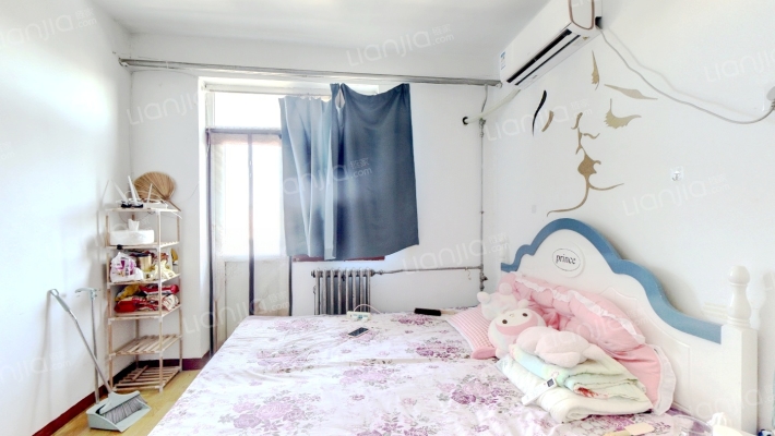 矿山局家属楼南院，小区环境好，干净出行方便-卧室