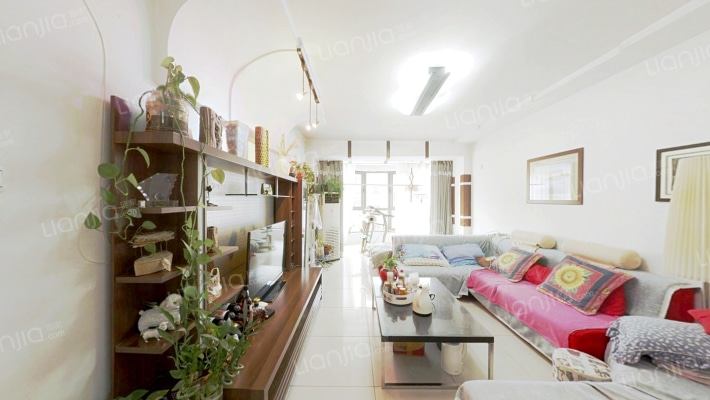 兰雅房地产开发公司家属院二手房实景图