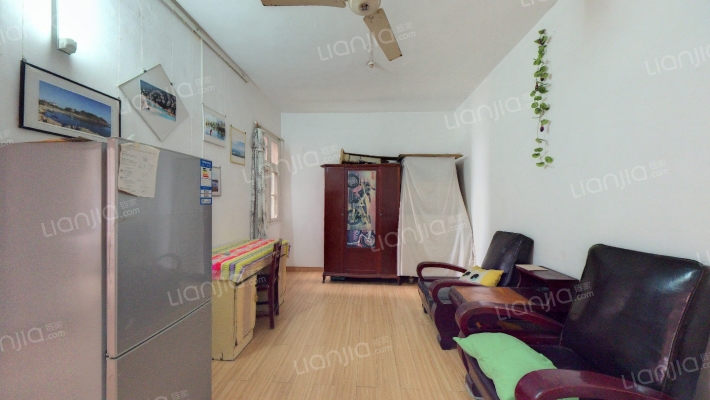 三道街社区二手房实景图