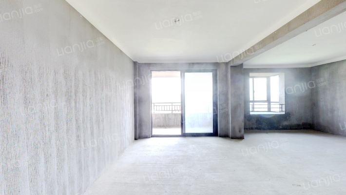 山水庭院二手房实景图