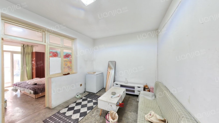 伟世佳苑二手房实景图