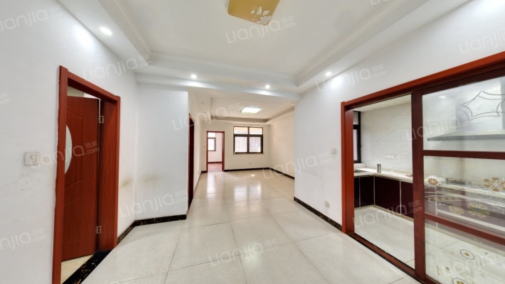 水乡华庭二手房实景图