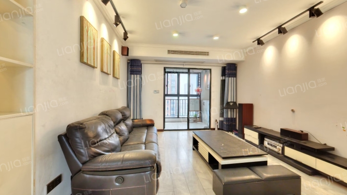 招商公园二期瑞府二手房实景图