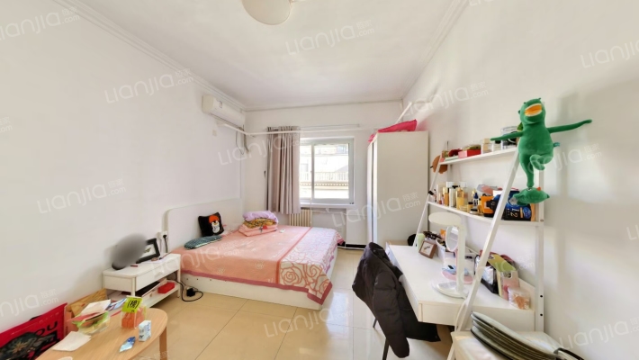 太平庄南里二手房实景图