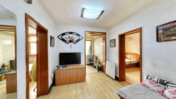 三鹿宿舍东区二手房实景图