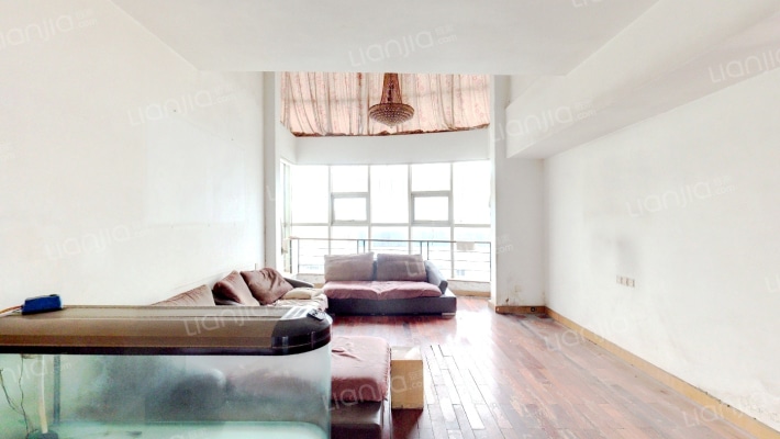 经贸中心二手房实景图