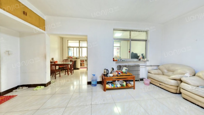 旅游学校家属院二手房实景图