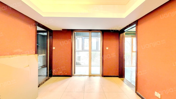 华彩国际公寓二手房实景图