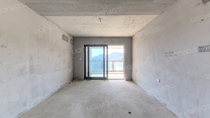 新城观山印二手房实景图