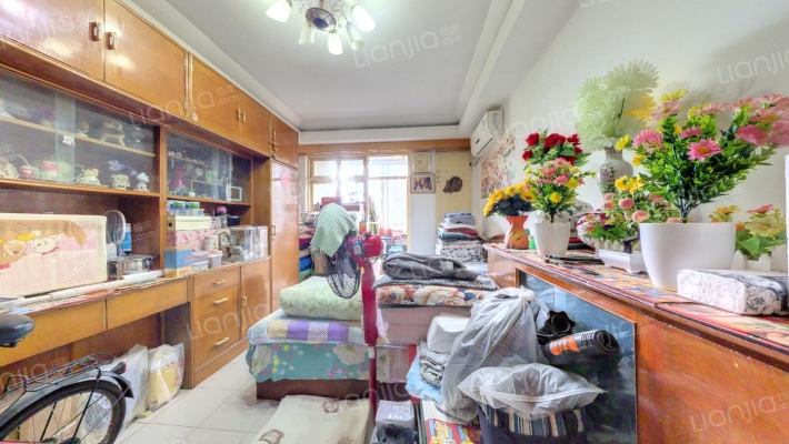 人定湖西里二手房实景图