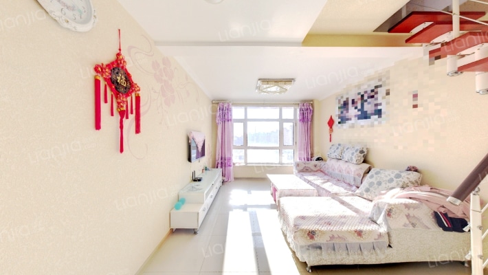 万龙第八城C区二手房实景图